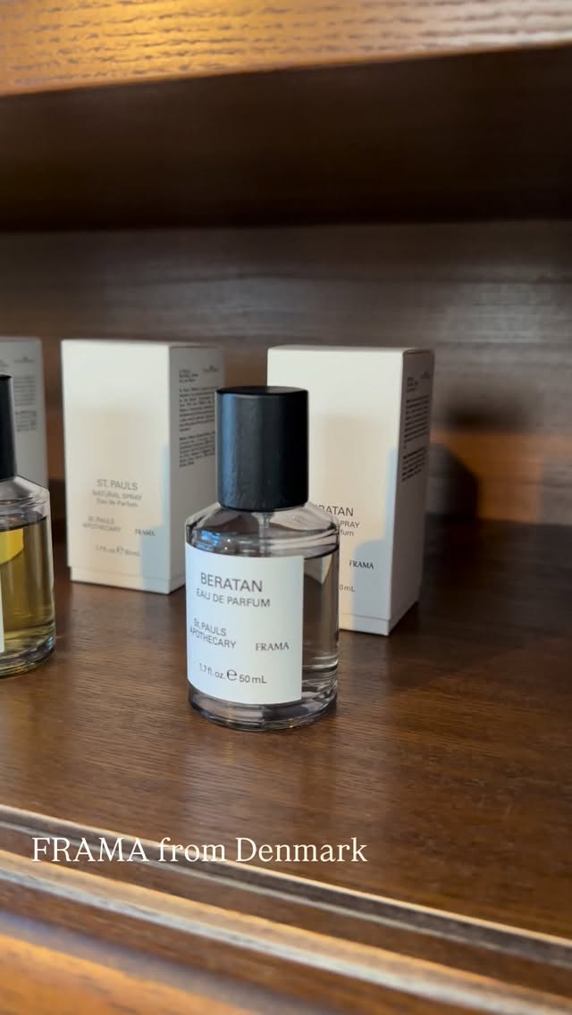 デンマーク・コペンハーゲン発
建築的な美意識から生まれたフレグランス。

Check it out in our COPPIA online shop.

FRAMA
Eau de Parfum 50ml
¥19,800（税込）

#FRAMA #フラマ #デンマークフレグランス #ニッチフレグランス #建築と香り #香りのある暮らし #ミニマルな暮らし #大人の香り #COPPIA #コッピア